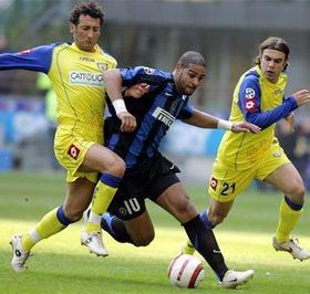 [Adriano in contrasto con DAnna]