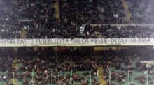 Uno striscione contro Zoro appeso in curva Nord